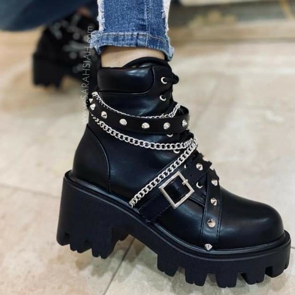 𝙇𝙖𝙨𝙩 𝙎𝙞𝙯 7 🖤Chain & Stud Buckle Lug Sole B - Picture 5 of 11